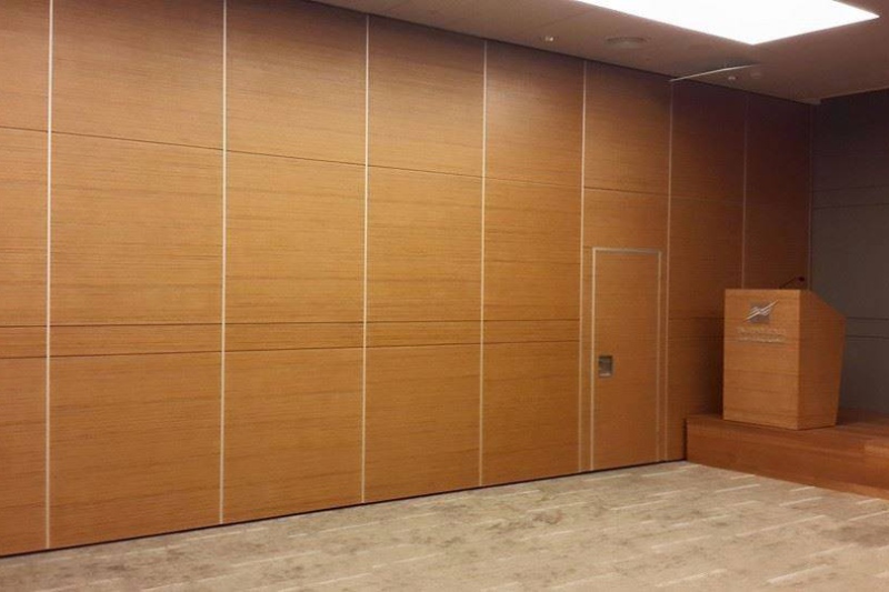 בידוד תרמי במחיצות אקוסטיות ניידות